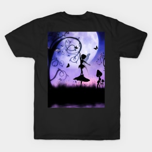 Cute fairy dancing in the night T-Shirt